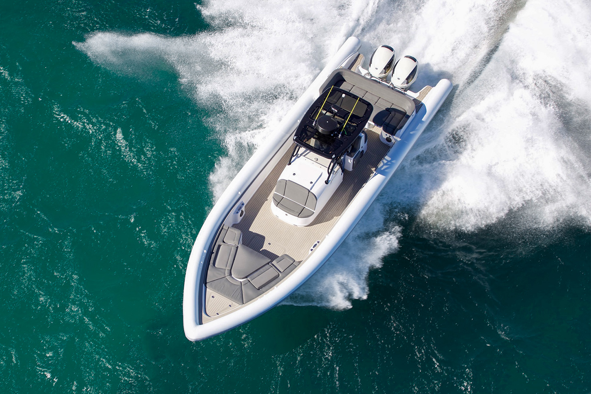Ocean-1-Rogue-400-tender-162