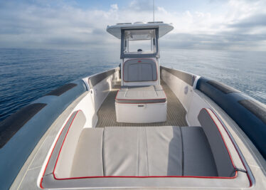 Ocean-1-Rogue-370-tender-42